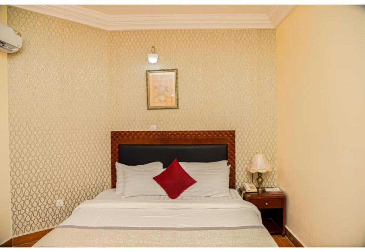 Royalton Hotels Abuja Exterior foto